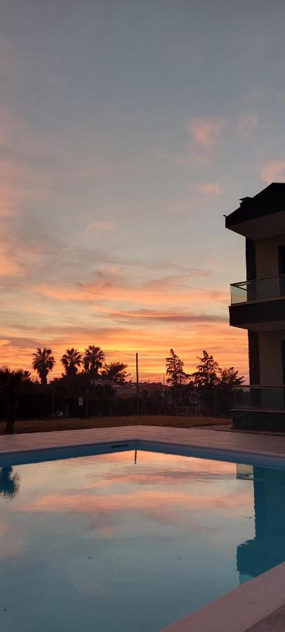 Paramithi Luxury Apartments Nikiti  Dış mekan fotoğraf