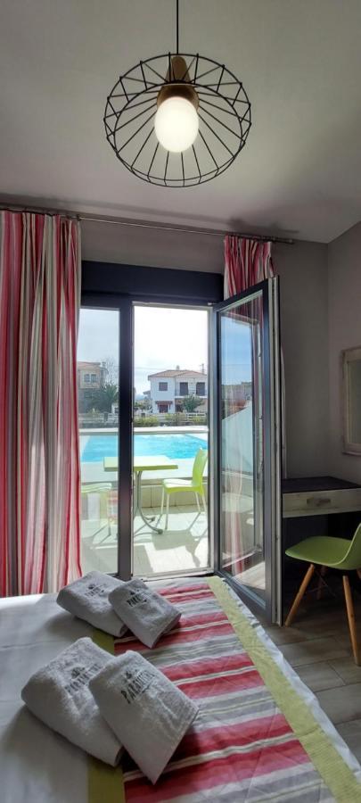 Paramithi Luxury Apartments Nikiti  Dış mekan fotoğraf