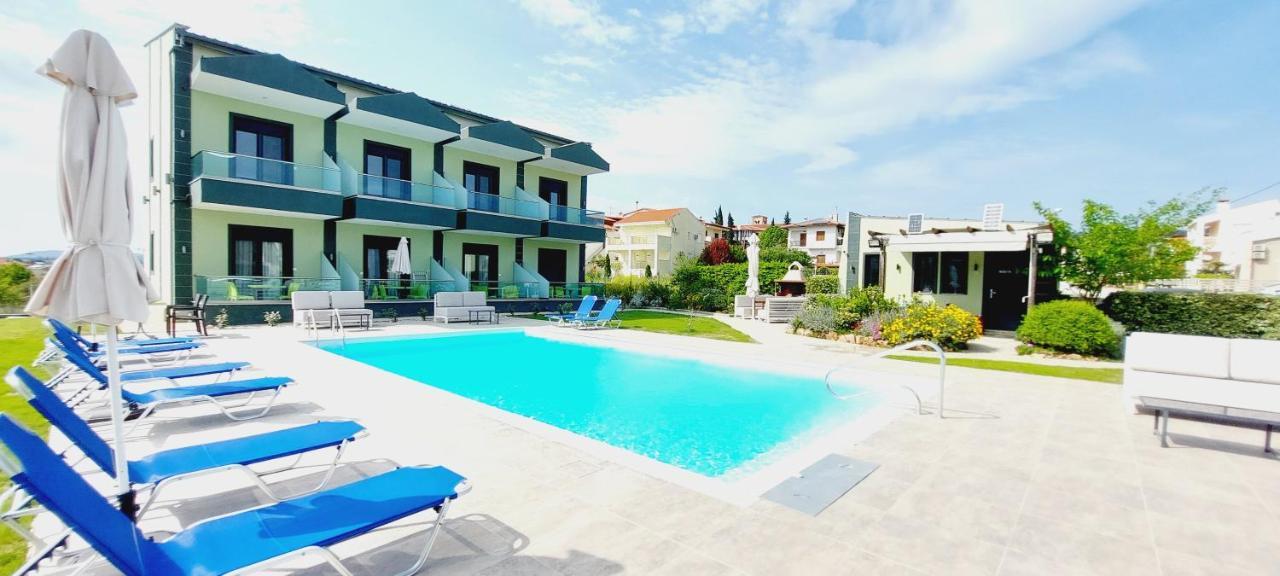 Paramithi Luxury Apartments Nikiti  Dış mekan fotoğraf