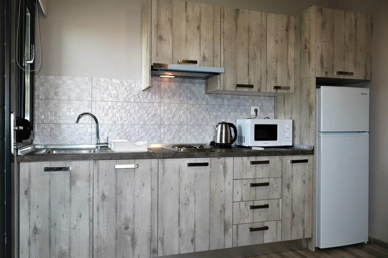 Paramithi Luxury Apartments Nikiti  Dış mekan fotoğraf