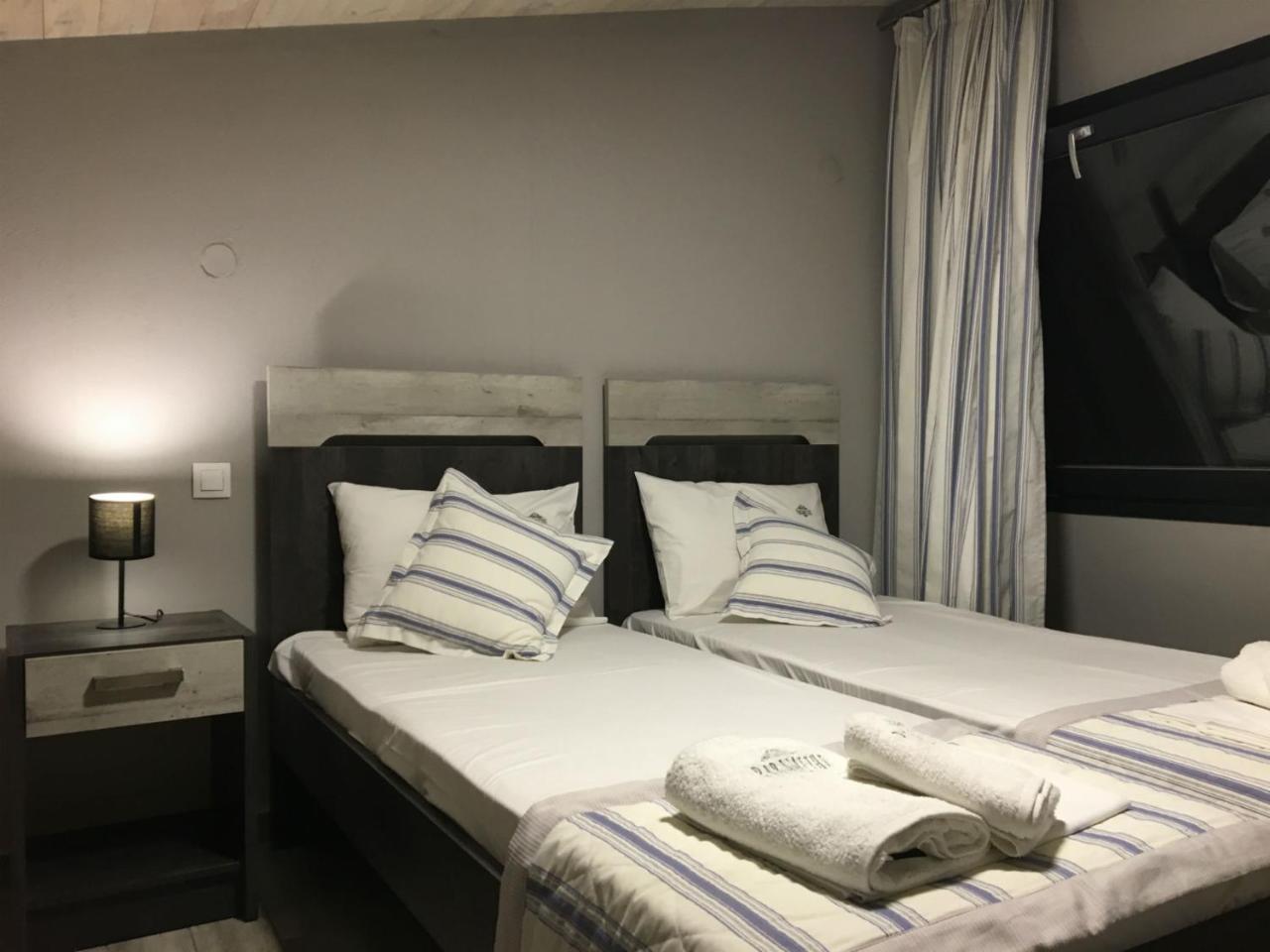 Paramithi Luxury Apartments Nikiti  Dış mekan fotoğraf