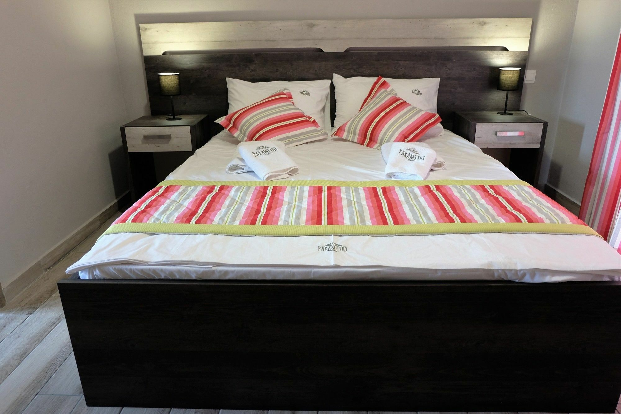 Paramithi Luxury Apartments Nikiti  Dış mekan fotoğraf