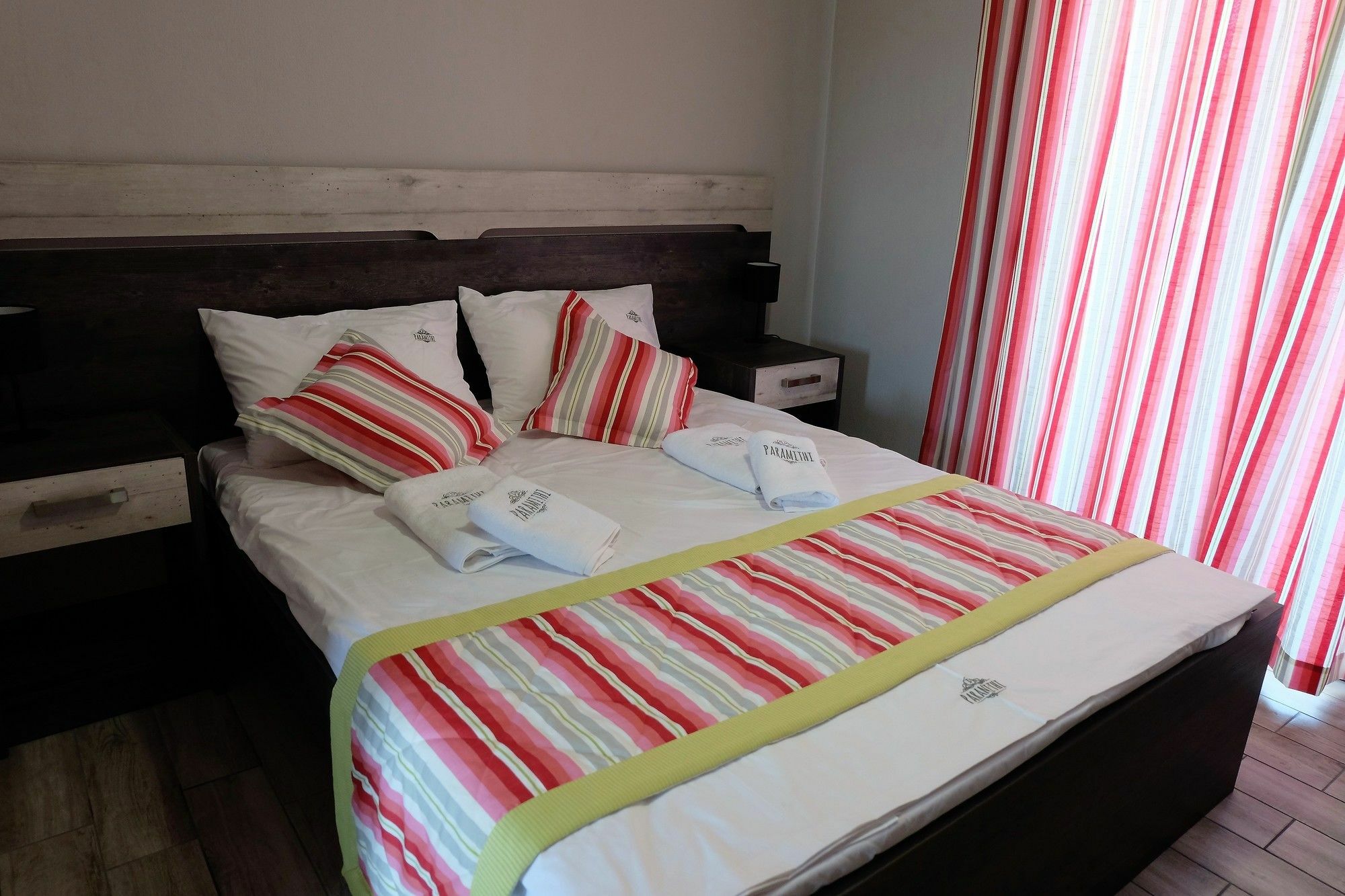 Paramithi Luxury Apartments Nikiti  Dış mekan fotoğraf